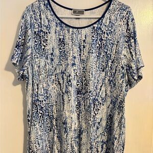 JM Collection Abstract Blue and White Short Sleeve Top